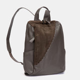 Mochila en piel y serraje gris