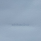 Bolso multifuncional en piel azul claro