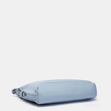 Bandolera grande en piel azul claro