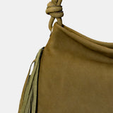 Bolso de hombro en piel con flecos verde