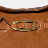 Cognac leather shoulder bag.