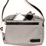 Men's crossbody bag in grey recycled materials