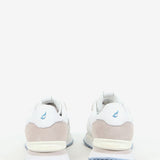 Women's sneaker in white