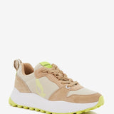 Zapatilla de mujer estilo 'runner' en beige