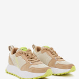 Zapatilla de mujer estilo 'runner' en beige