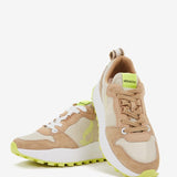 Zapatilla de mujer estilo 'runner' en beige