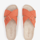 Women's flat sandal with buckle in orange