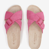 Women's flat buckle sandal in fuchsia
