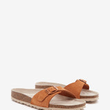 Women's flat buckle sandal in cognac