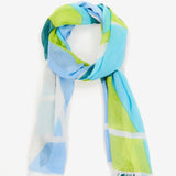 Women's scarf with geometric print in turquoise