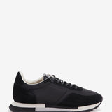 Women's sneaker in black