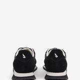 Women's sneaker in black