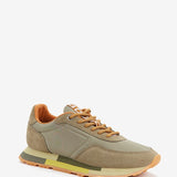 Women's sneaker in green