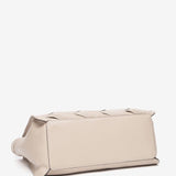 Shopper de piel trenzada en beige