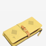 Cartera grande de piel troquelada en amarillo