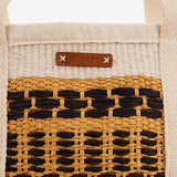 Basket with black details