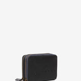 Cartera pequeña en piel negra