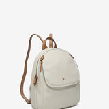 Beige Rucksack aus recycelten Materialien.