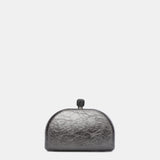 Clutch de fiesta metalizado en plata