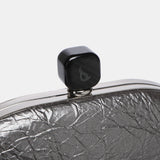 Clutch de fiesta metalizado en plata