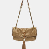 Abendtasche aus goldenem Metallnetz.