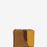 Small leather wallet in camel tones