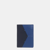 Cartera pequeña de hombre de piel con protección RFID en azul