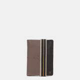 Cartera de hombre de piel con protección RFID en taupe