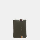 Cartera de hombre de piel con protección RFID en verde