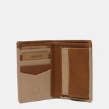 Portafoglio da uomo in pelle con protezione RFID color cognac