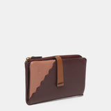 Medium wallet in two-tone burgundy leather