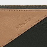 Two-tone green leather toiletry bag