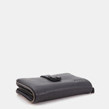 Medium black leather wallet