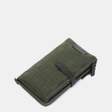 Cartera grande en nylon verde