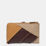 Medium leather wallet in camel tones