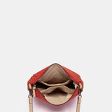 Organizador en tejido rojo