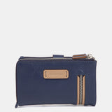 Cartera mediana de piel azul