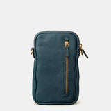Handytasche aus blauem Leder.
