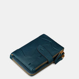 Cartera pequeña de mujer en piel azul