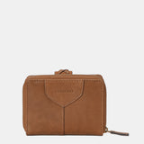 Piccola borsa da donna in pelle color cognac.