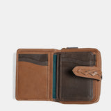 Piccola borsa da donna in pelle color cognac.