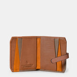 Women's cardholder in cognac leather.