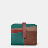 Women's cardholder in green leather.
