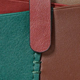 Women's cardholder in green leather.
