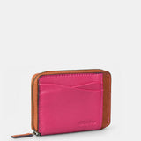 Porta carte da donna in pelle fucsia.