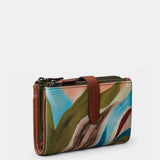 Cartera mediana de mujer en piel estampada