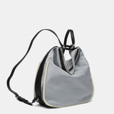 Bolso - mochila en materiales reciclados gris