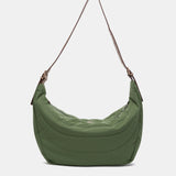 Bandolera en materiales reciclados y acolchados verde