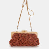 Tasche aus Terrakotta-Macramé.