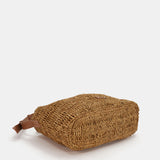 Bolso de rafia en camel